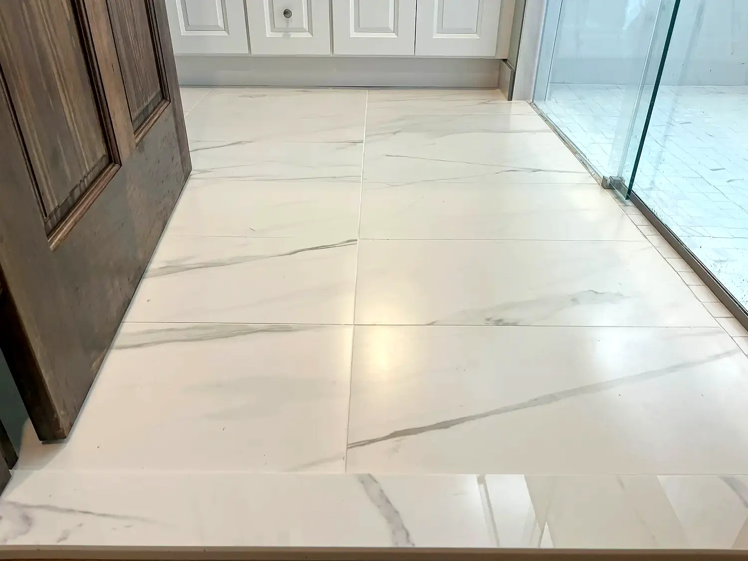 Accessible primary bathroom, bathroom remodeling project in Northern Virginia by HOM Design & Build, view 11